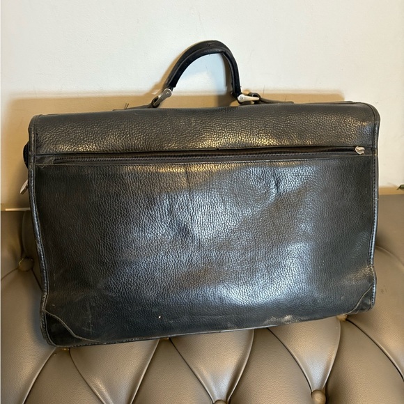Roots Black Leather Briefcase with Flap Closure laptop vintage 20 cm x 30 cm - Picture 2 of 14